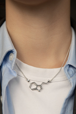 Колье Молекула Серотонина